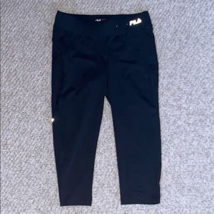 fila capri leggings